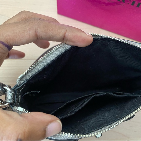 Sparkling gray Coach wristlet - Picture 5 of 8